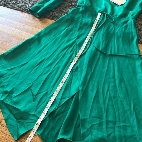NWT Cushnie X Target Emerald Green Wrap Dress Size 4 - Picture 10 of 14